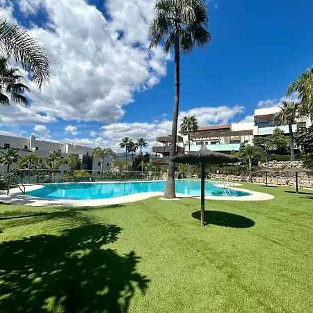 2br Luxe In Marbella Close To Beaches Apartment *