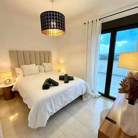 Apartment 2br Luxe In Marbella Close To Beaches